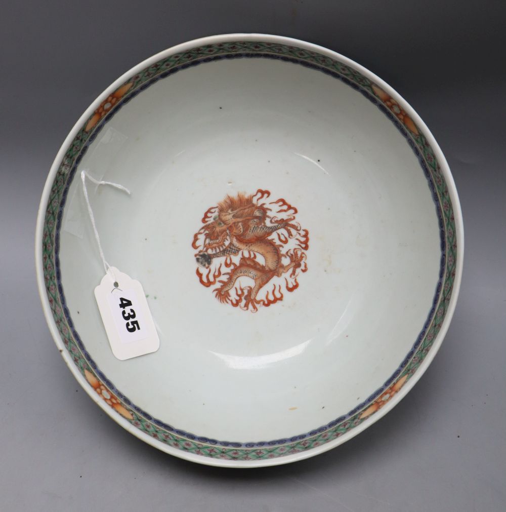 A Chinese famille verte bowl